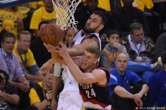 对中场创造 对中场创造