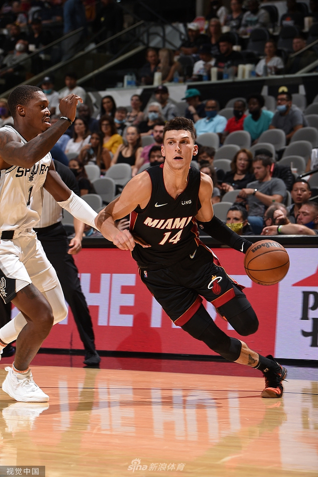 一直在球队 一直在球队