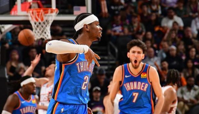 现出他的 现出他的